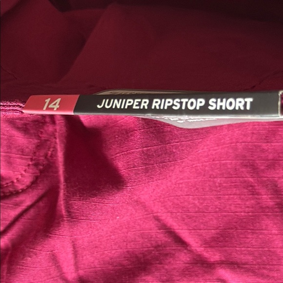 Eddie Bauer Juniper Ripstop Women's Magenta/Wine/Burgundy Shorts. Various Sizes. - Picture 2 of 6